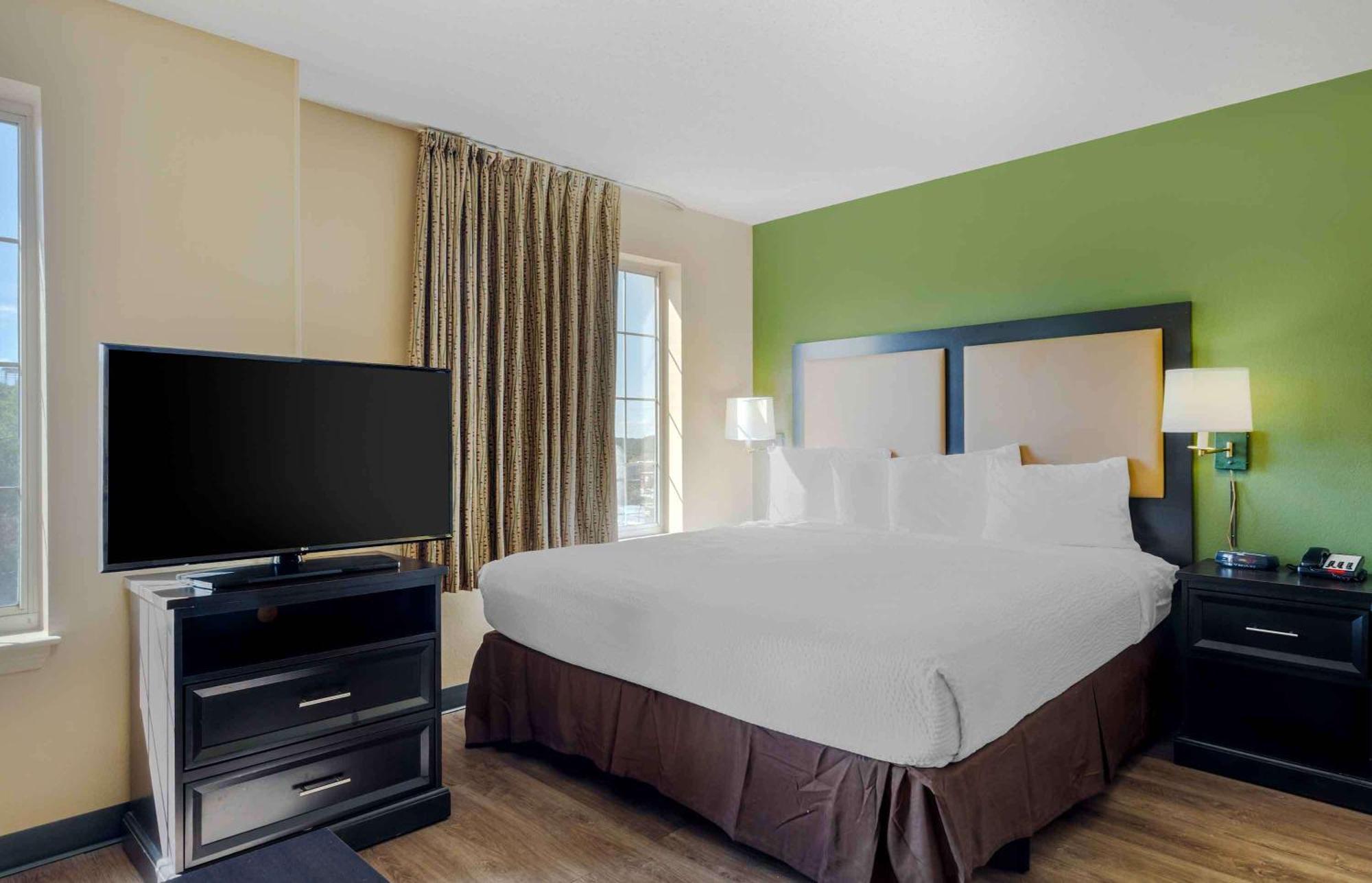 Extended Stay America Suites - Boston - Waltham - 52 4Th Ave Buitenkant foto